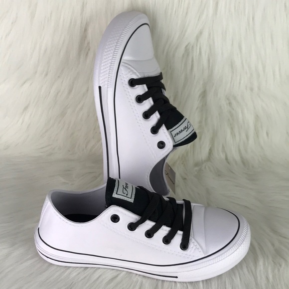 Classic Style Foam Sneakers wt/bk - Picture 4 of 4